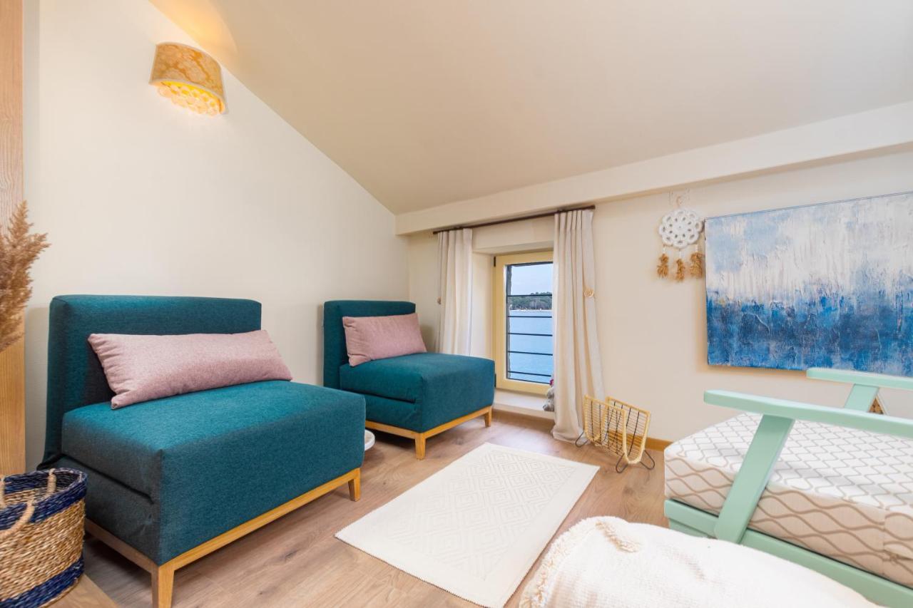 Exclusive Seafront Bacchus Apartment โปเรช ภายนอก รูปภาพ