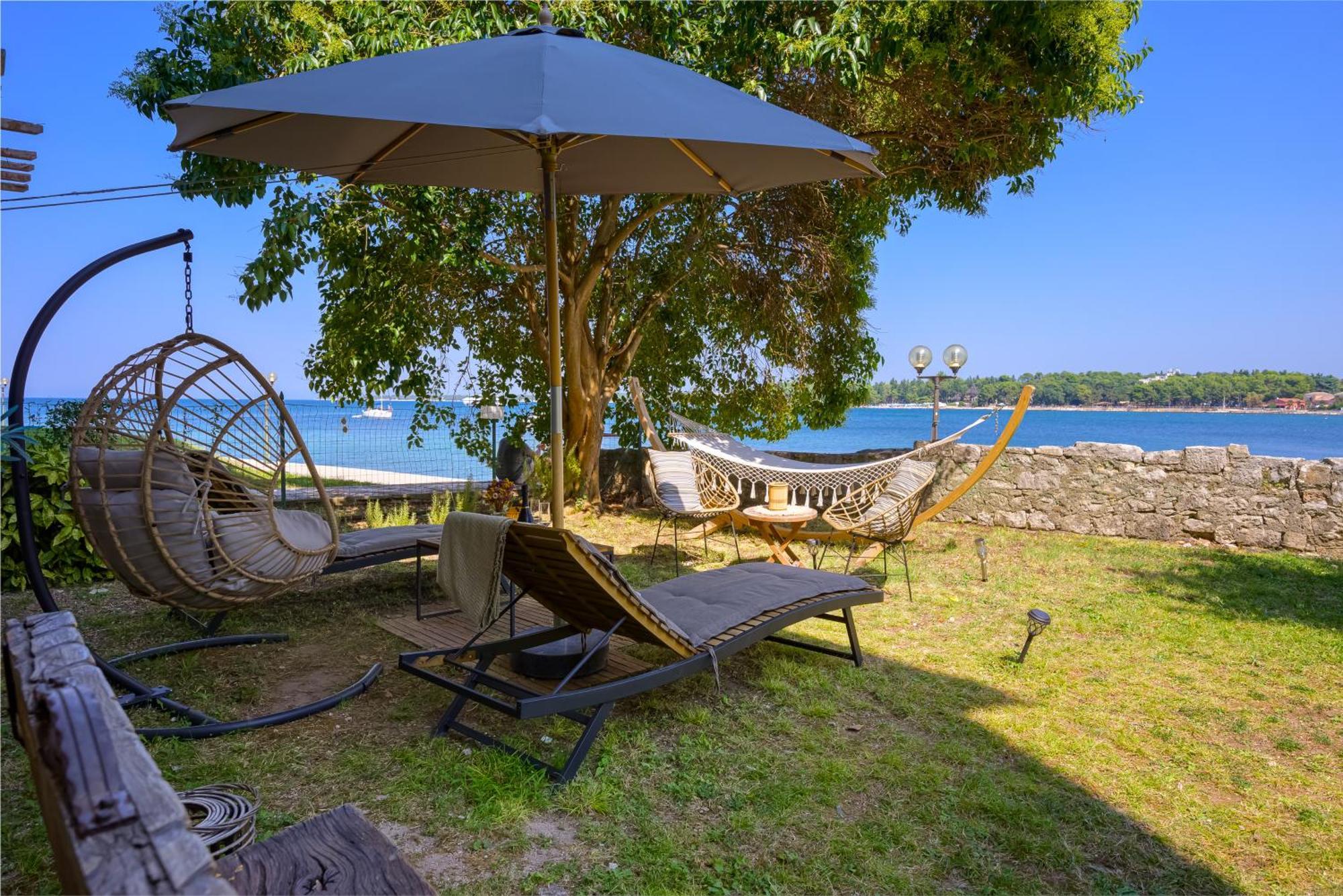 Exclusive Seafront Bacchus Apartment โปเรช ภายนอก รูปภาพ