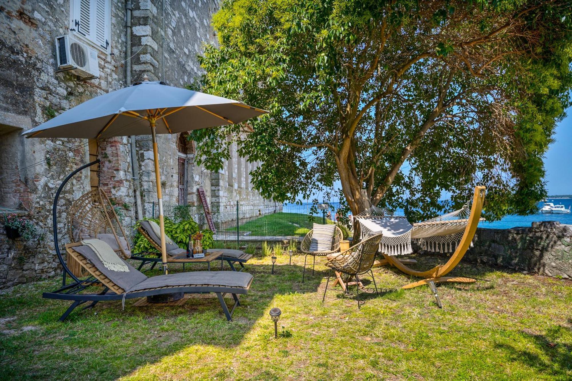 Exclusive Seafront Bacchus Apartment โปเรช ภายนอก รูปภาพ